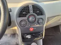 Usata Renault Modus Expression 75 CV (55 kW) 2005 Oro Monovolume