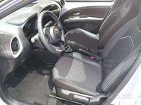Nuova Toyota Aygo X 72 CV (52 kW) 2025 Grigio SUV