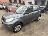 Usata Daihatsu Terios 102 CV (75 kW) 2011 Bluazzurro SUV