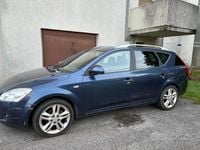 Usata Kia Ceed 2009 Blu Utilitaria