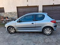 Usata Peugeot 206 90 CV (66 kW) 2003 Utilitaria