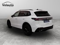 Usata VW Tiguan R-line 150 CV (110 kW) 2024 Bianco SUV