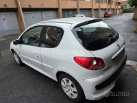 Usata Peugeot 206 60 CV (44 kW) 2012 Bianco Berlina