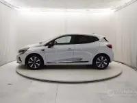 Usata Renault Clio V 140 CV (102 kW) 2021 Bianco Berlina