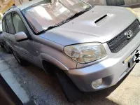 Usata Toyota RAV4 116 CV (85 kW) 2005 Argento SUV