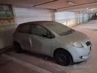Usata Toyota Yaris 90 CV (66 kW) 2007 Grigio Utilitaria
