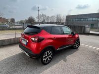 Usata Renault Captur 90 CV (66 kW) 2019 Rosso SUV