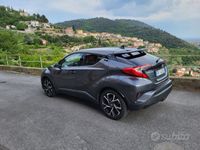 usata Toyota C-HR hybrid