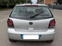 Usata VW Polo 64 CV (47 kW) 2005 Argento Utilitaria