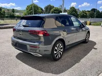 Usata VW Golf VIII Active 116 CV (85 kW) 2022 Grigio delfino Berlina