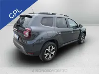 Usata Dacia Duster Journey 101 CV (74 kW) 2023 Grigio SUV