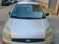 Usata Ford Fiesta 2003 Grigio Utilitaria