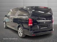 Usata Mercedes V250 Premium 190 CV (139 kW) 2024 Nero metallizzato Monovolume