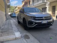 Usata VW T-Roc R-line 116 CV (85 kW) 2023 Grigio SUV