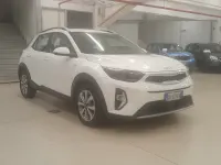 Usata Kia Stonic Urban 84 CV (61 kW) 2023 Bianco SUV