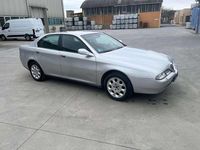 Usata Alfa Romeo 166 Distinctive 140 CV (102 kW) 2001 Argento Berlina