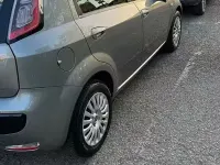 Usata Fiat Punto 69 CV (50 kW) 2011 Grigio Utilitaria