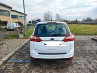 Usata Ford Grand C-Max 115 CV (84 kW) 2015 Bianco Monovolume