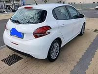 Usata Peugeot 208 2016 Bianco Utilitaria