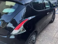 Usata Lancia Ypsilon 69 CV (50 kW) 2016 Nero Utilitaria