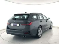 Usata BMW 318 Advantage 150 CV (110 kW) 2021 Grigio metallizzato Station wagon