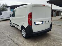 Usata Fiat Doblò 90 CV (66 kW) 2011 Bianco Monovolume