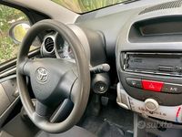 Usata Toyota Aygo 68 CV (50 kW) 2008 Nero Utilitaria