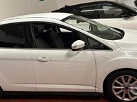 Begagnad Ford C-MAX Titanium 120 HK (88 kW) 2016 Vit Minibuss