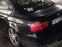 Usata BMW 318 143 CV (105 kW) 2009 Nero Berlina