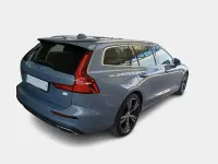 Usata Volvo V60 253 CV (186 kW) 2021 Grigio Station wagon