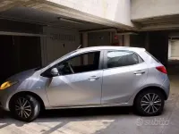 Usata Mazda 2 75 CV (55 kW) 2008 Grigio Utilitaria