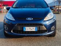 Usata Ford Fiesta 70 CV (51 kW) 2011 Blu Utilitaria
