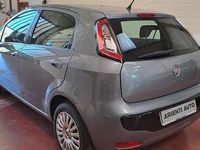 Usata Fiat Grande Punto 69 CV (50 kW) 2011 Argento metallizzato Utilitaria