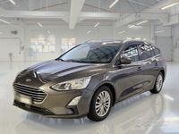 Begagnad Ford Focus Titanium 120 HK (88 kW) 2019 Grå Kombi