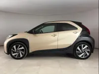 Second-hand Toyota Aygo X Lounge 72 CP (52 kW) 2022 Bej SUV