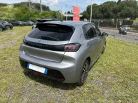 Usata Peugeot 208 Allure 101 CV (74 kW) 2023 Grigio Utilitaria