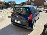 Usata Renault Scénic II 106 CV (77 kW) 2008 Blu Monovolume