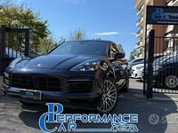 Usata Porsche Cayenne 340 CV (250 kW) 2022 Blu metallizzato SUV