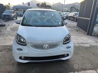 Usata Smart ForFour Passion 70 CV (51 kW) 2016 Bianco Utilitaria