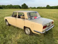 Usata Alfa Romeo 2000 131 CV (96 kW) 1972 Beige Berlina