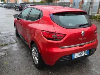 Second-hand Renault Clio IV Intens 73 CP (53 kW) 2017 Roșu Hatchback