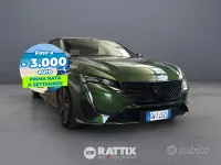 Usata Peugeot 308 GT 131 CV (96 kW) 2024 Verde olivine Berlina