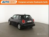 Usata Mini ONE Essential 75 CV (55 kW) 2021 Nero Utilitaria