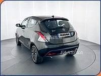 Usata Lancia Ypsilon Silver 69 CV (50 kW) 2023 Nero Utilitaria