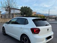 Usata VW Polo R-line 80 CV (58 kW) 2019 Bianco Utilitaria