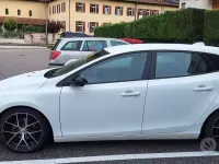 Usata Volvo V40 120 CV (88 kW) 2016 Bianco Coupé