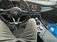 Usata Alfa Romeo Giulia Super 150 CV (110 kW) 2017 Grigio Berlina