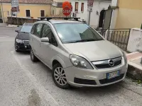 Usata Opel Zafira 94 CV (69 kW) 2007 Grigio Monovolume