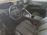 Usata Peugeot 3008 Allure 131 CV (96 kW) 2022 Grigio SUV