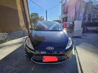 Usata Ford Fiesta Titanium 82 CV (60 kW) 2010 Antracite Berlina